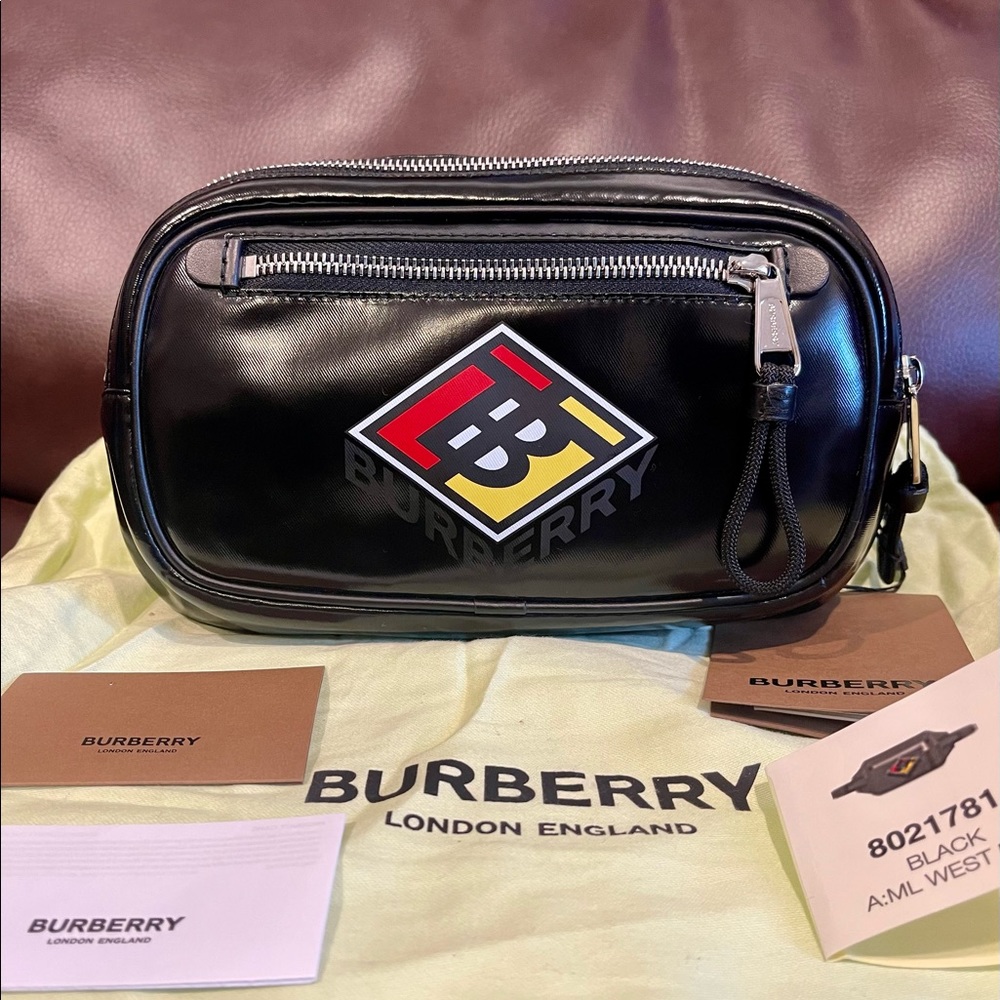 NWT Burberry TB Belt Bag logo bum crossbody printed leather graphic canvas black